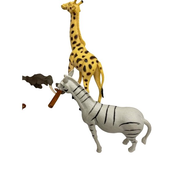 Set Of 8 Assorted Wild Animal Figurines Plastic Toy Set - Picture 14 of 16
